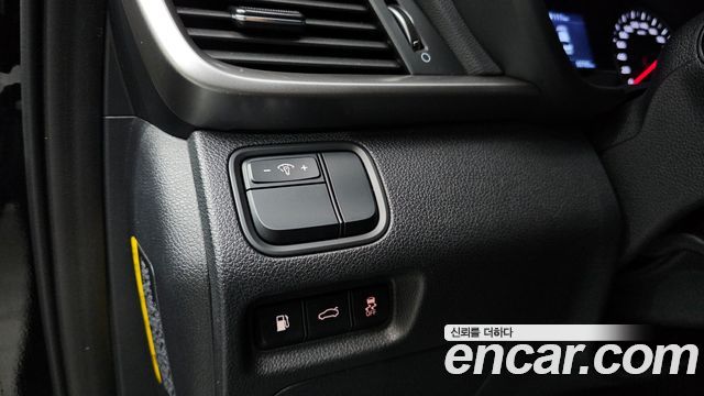 Kia K5 2019 — photo 23