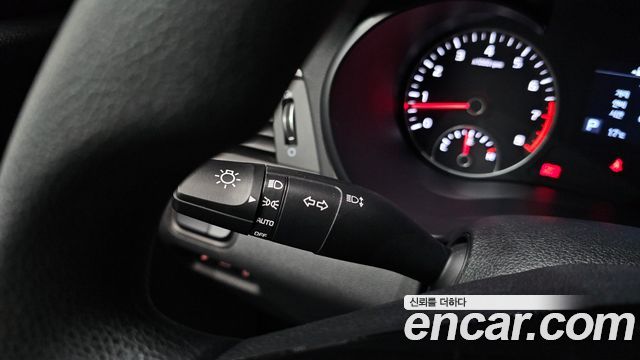 Kia K5 2019 — photo 24
