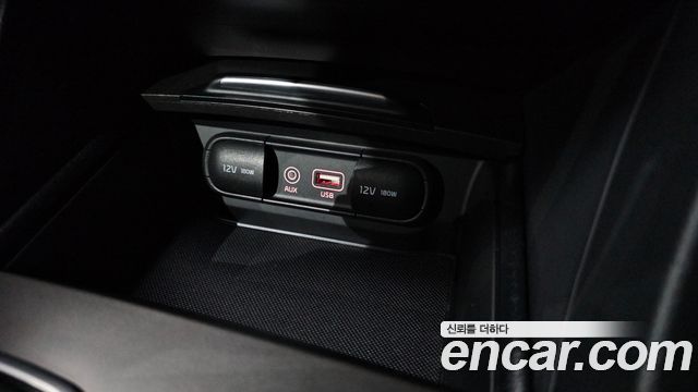 Kia K5 2019 — photo 28