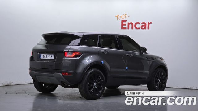 Land Rover Range Rover Evoque 2018 — photo 2