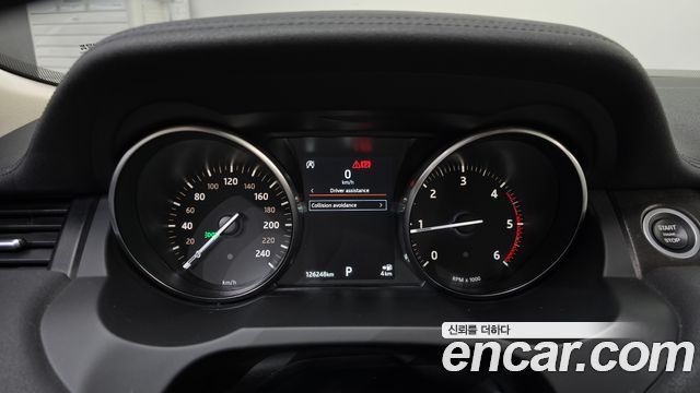 Land Rover Range Rover Evoque 2018 — photo 8