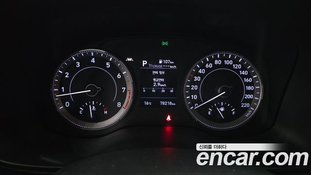 Hyundai Venue 2022 — photo 11