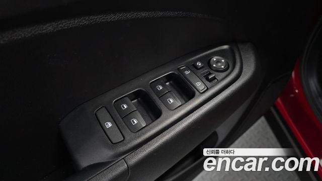 Hyundai Venue 2022 — photo 27