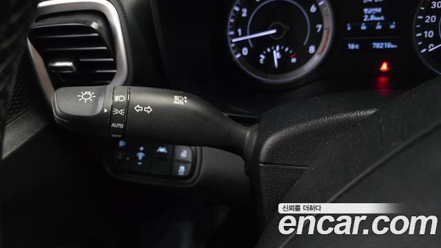Hyundai Venue 2022 — photo 28