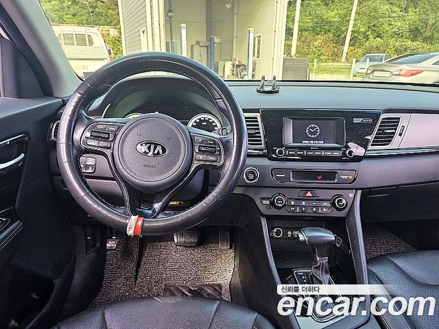 Kia Niro 2018 — photo 6
