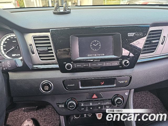 Kia Niro 2018 — photo 7