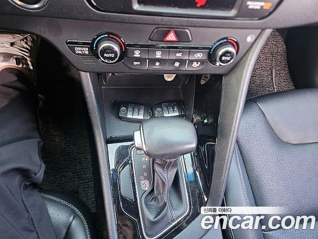 Kia Niro 2018 — photo 13