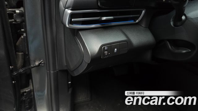Hyundai AVANTE 2024 — photo 16