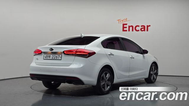 Kia K3 2018 — photo 2