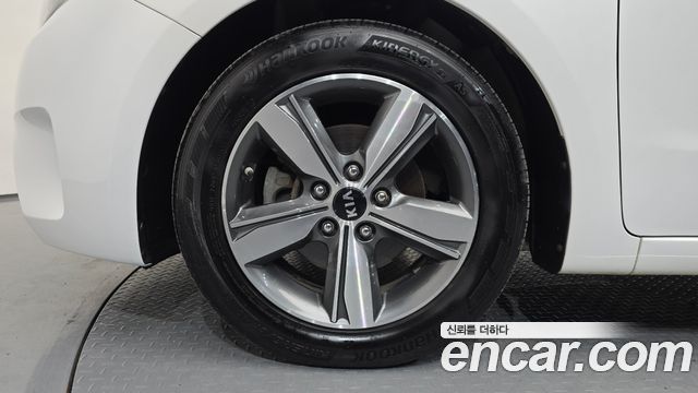 Kia K3 2018 — photo 5