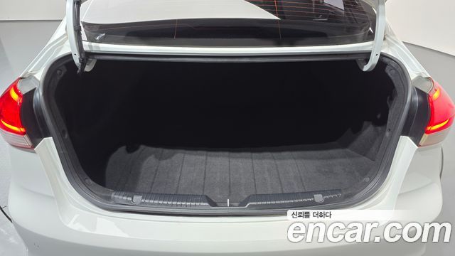 Kia K3 2018 — photo 20