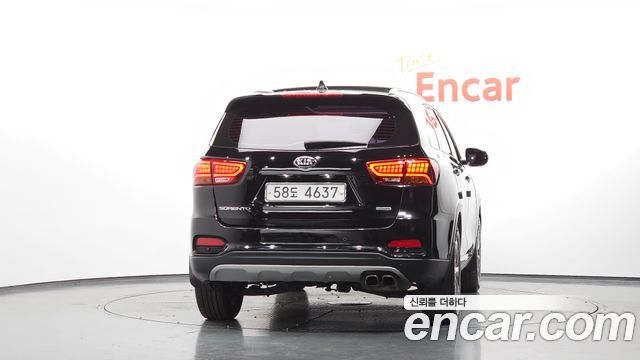 Kia Sorento 2018 — photo 4