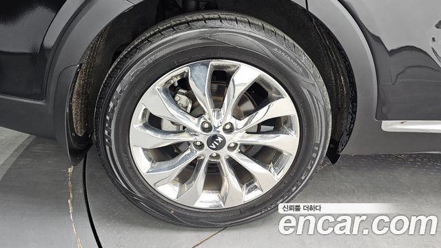 Kia Sorento 2018 — photo 5