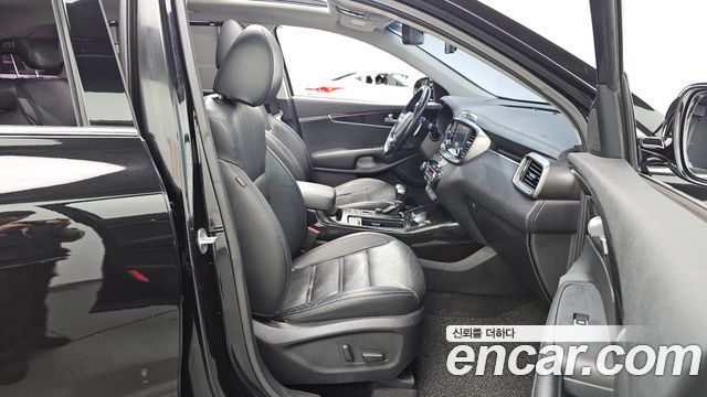 Kia Sorento 2018 — photo 10