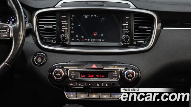 Kia Sorento 2018 — photo 14