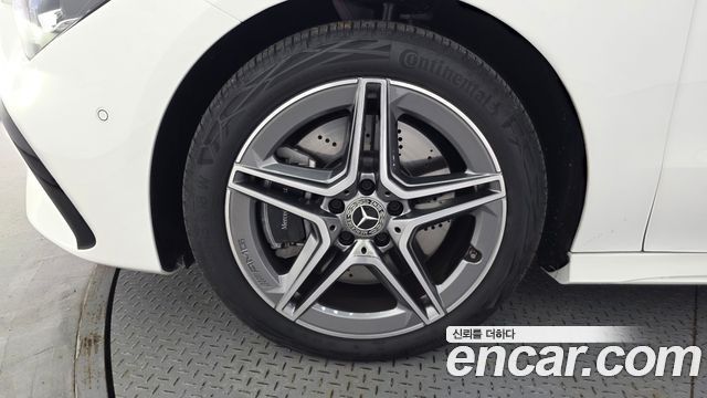 Mercedes-Benz CLA-Class 2024 — photo 5