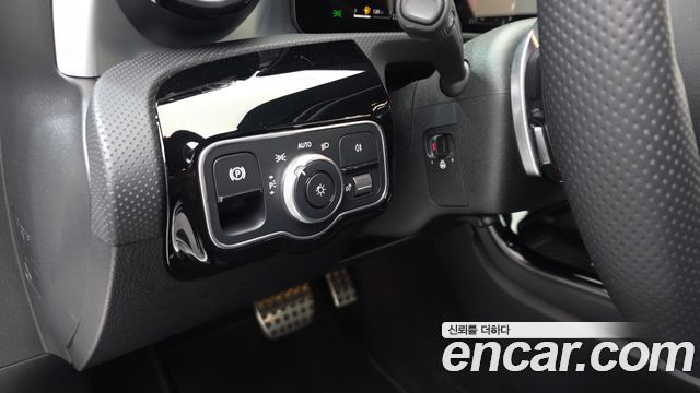 Mercedes-Benz CLA-Class 2024 — photo 26