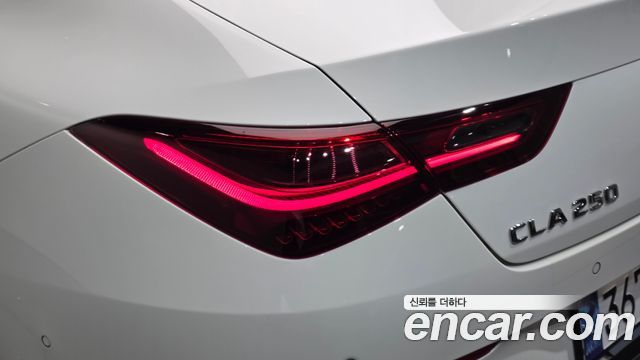 Mercedes-Benz CLA-Class 2024 — photo 9