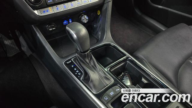 Hyundai Sonata 2019 — photo 12