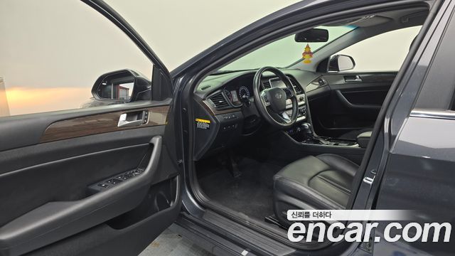 Hyundai Sonata 2019 — photo 13