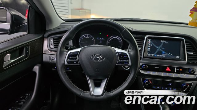 Hyundai Sonata 2019 — photo 19