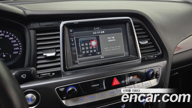 Hyundai Sonata 2019 — photo 20
