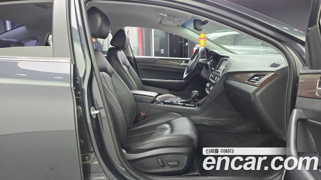Hyundai Sonata 2019 — photo 16