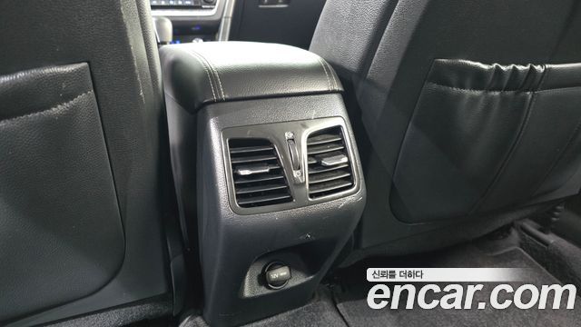 Hyundai Sonata 2019 — photo 31