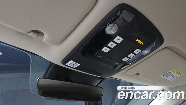 Kia Canival 2021 — photo 25