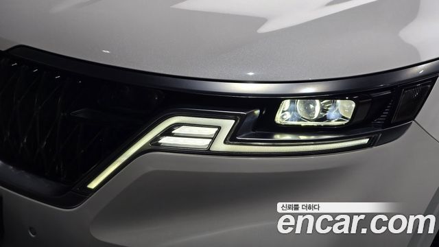 Kia Canival 2021 — photo 8