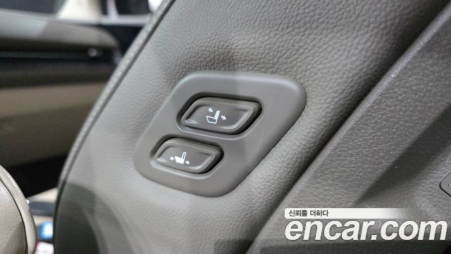 Kia Canival 2021 — photo 32