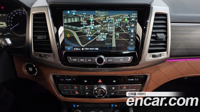 KG Mobility Rexton 2018 — photo 18