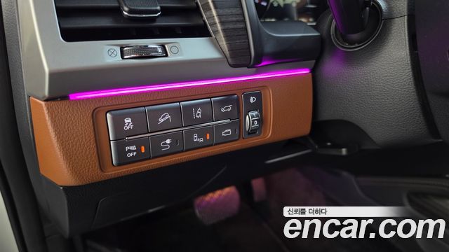 KG Mobility Rexton 2018 — photo 27