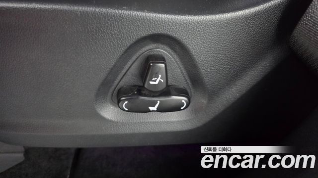 KG Mobility Rexton 2018 — photo 30