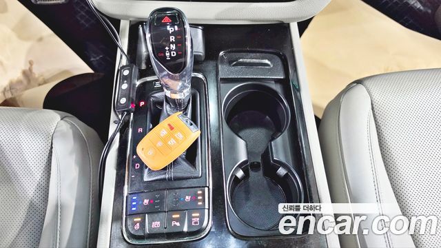 Kia Canival 2016 — photo 13
