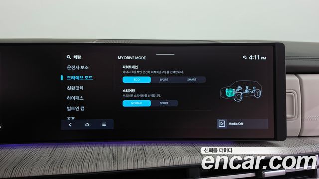 Hyundai Santafe 2025 — photo 35
