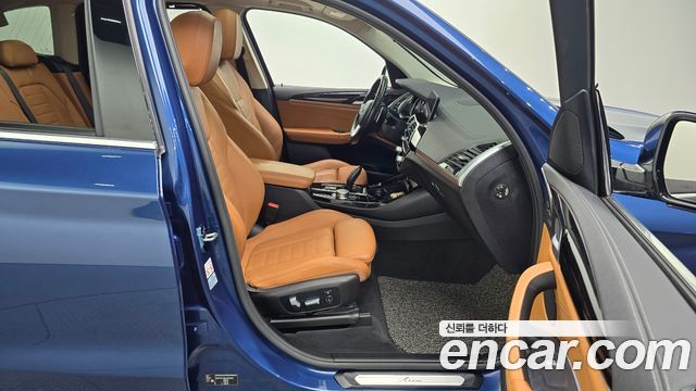 BMW X3 2018 — photo 18