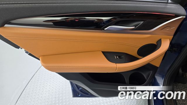 BMW X3 2018 — photo 15