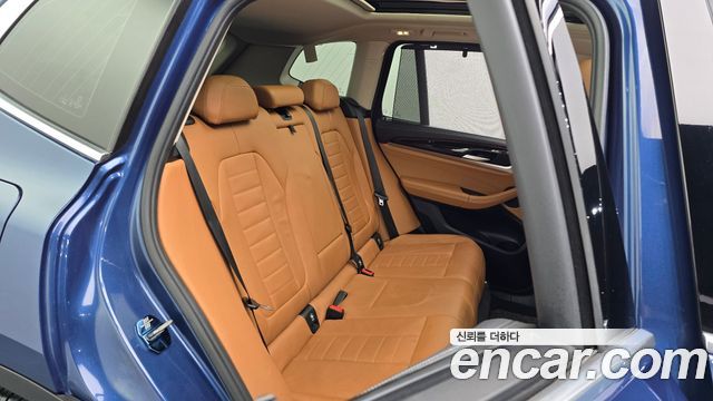 BMW X3 2018 — photo 16