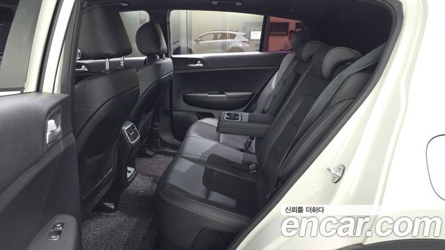 Kia Sportage 2019 — photo 17