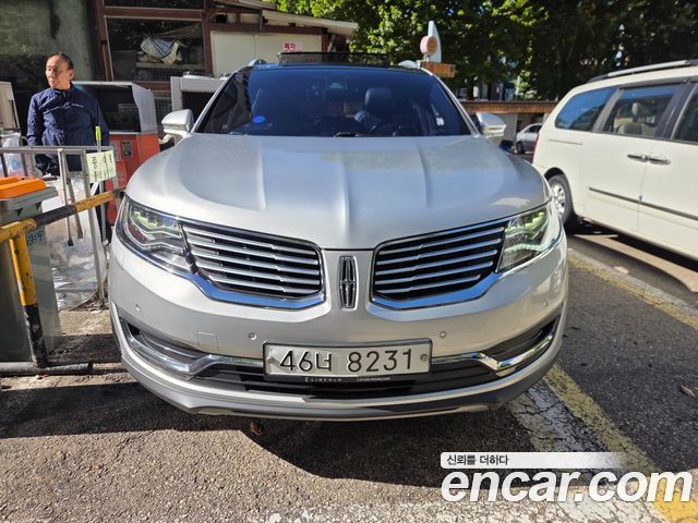 Lincoln MKX 2018 — photo 1