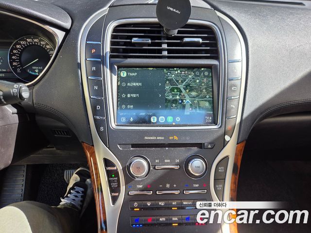 Lincoln MKX 2018 — photo 6