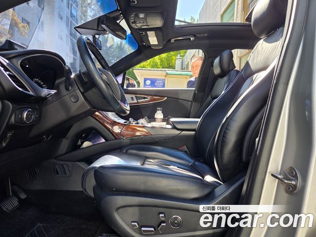 Lincoln MKX 2018 — photo 9
