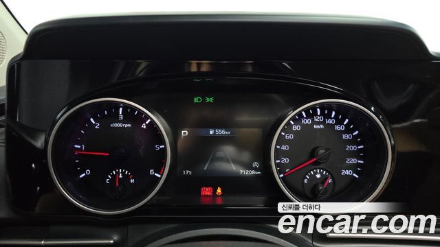Kia Canival 2021 — photo 11