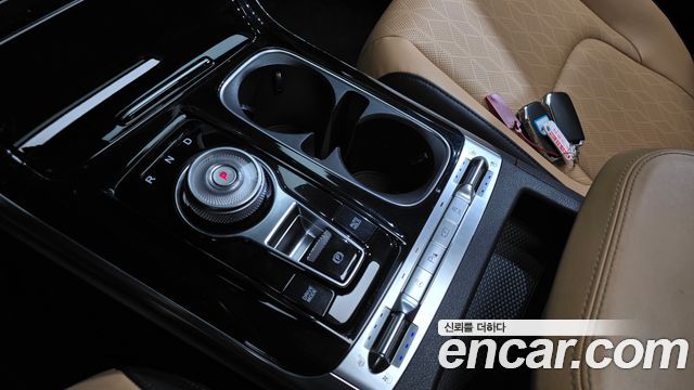 Kia Canival 2021 — photo 12