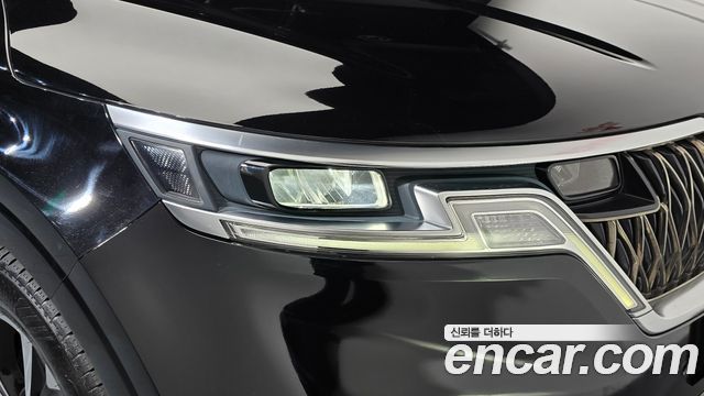 Kia Canival 2021 — photo 8