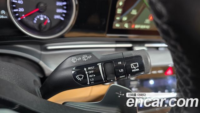 Kia Canival 2021 — photo 30