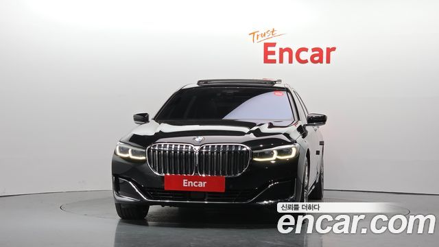 BMW 7-Series 2020 — photo 3