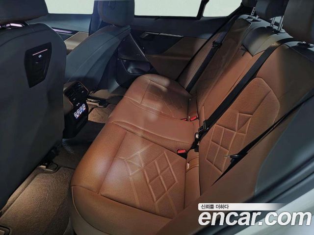 BMW 5-Series 2024 — photo 13