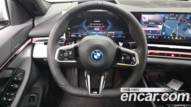 BMW 5-Series 2026 — photo 20